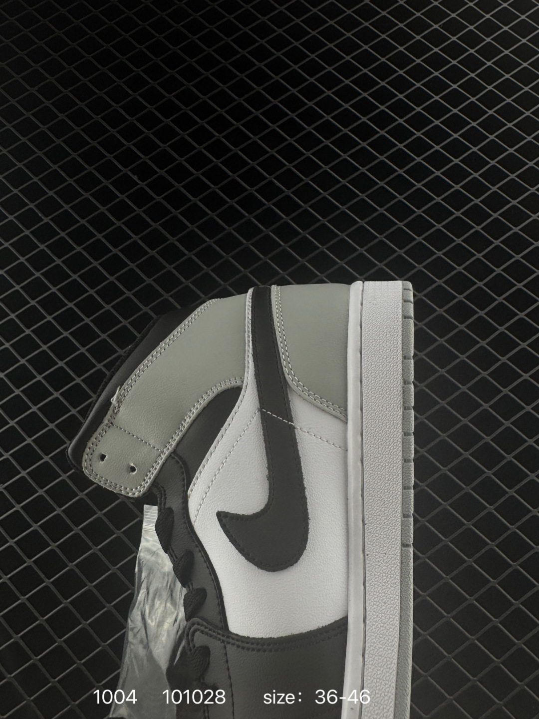 Air Jordan 1 Mid AJ1